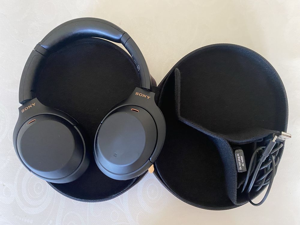 Продам наушники Sony WH-1000XM4