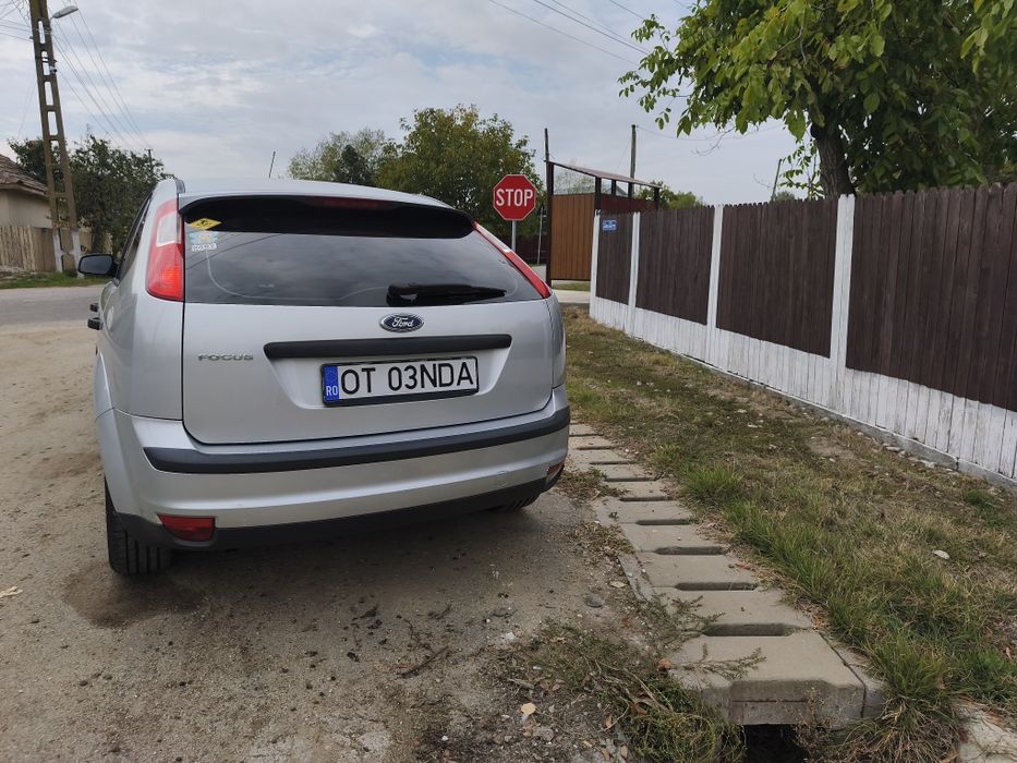 Vând Ford Focus mk2