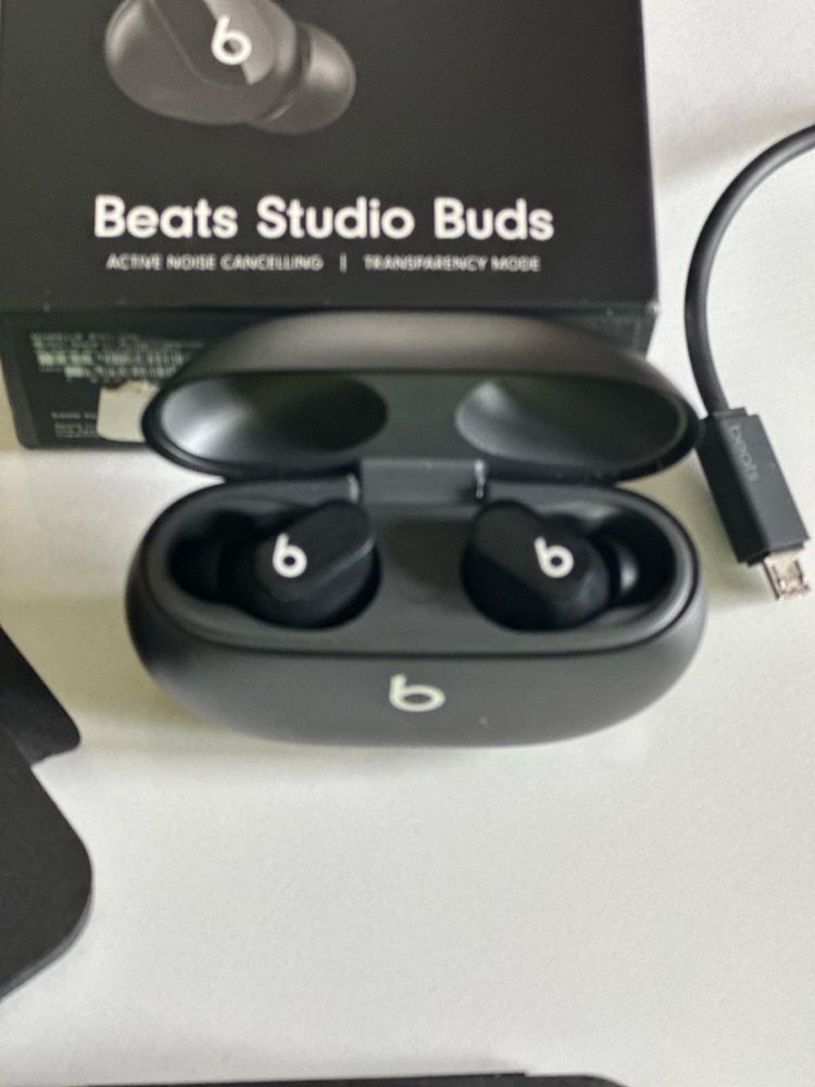 Casti Beats Studio buds Wireless