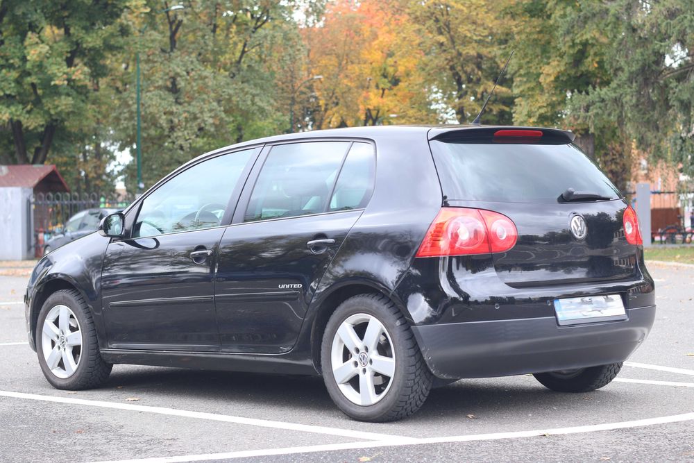 Volkswagen Golf 5, UNITED- an 2008, Benzina 1.4