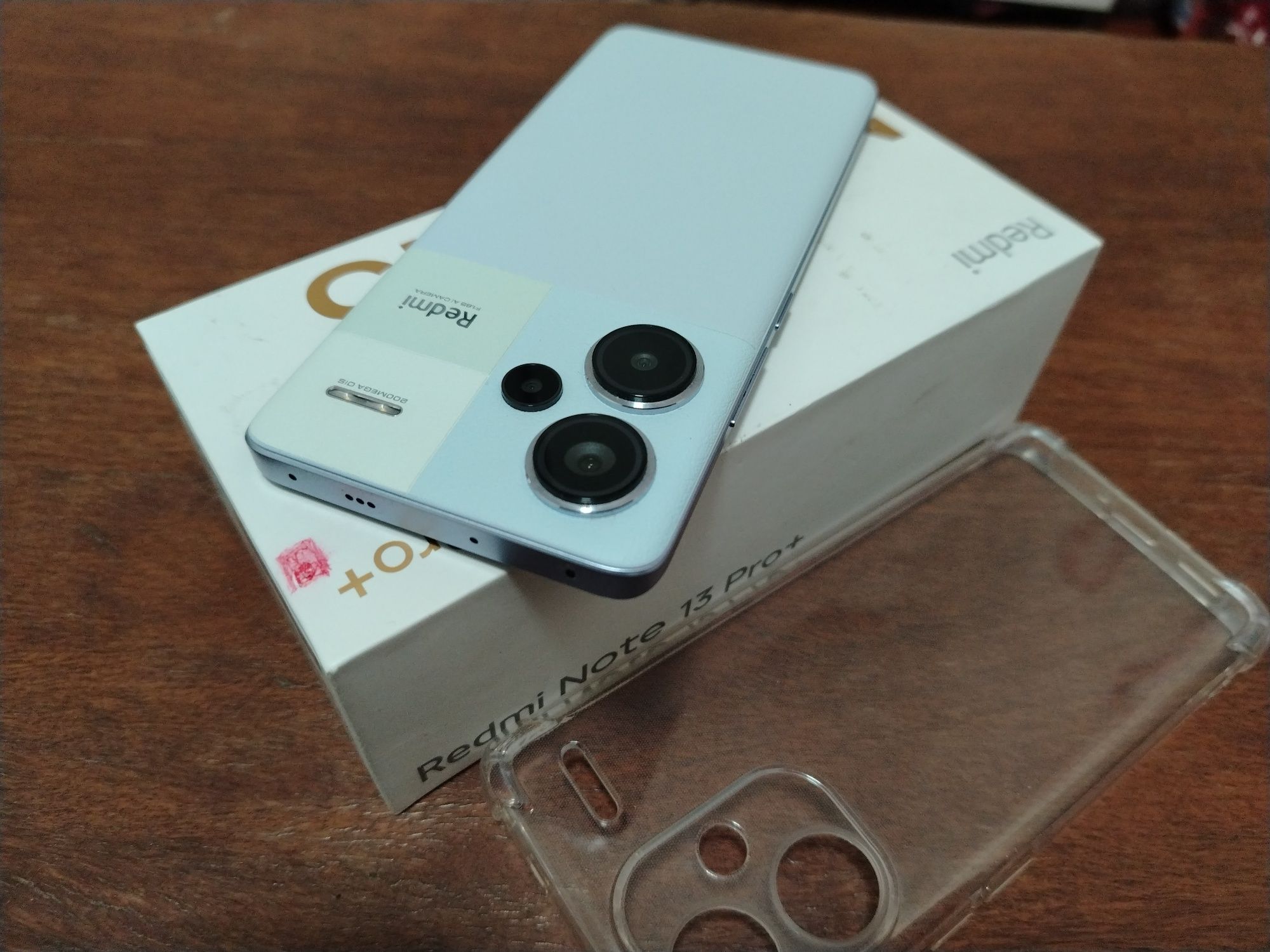 Redmi Note 13 Pro Plus. Память 256гб 5G