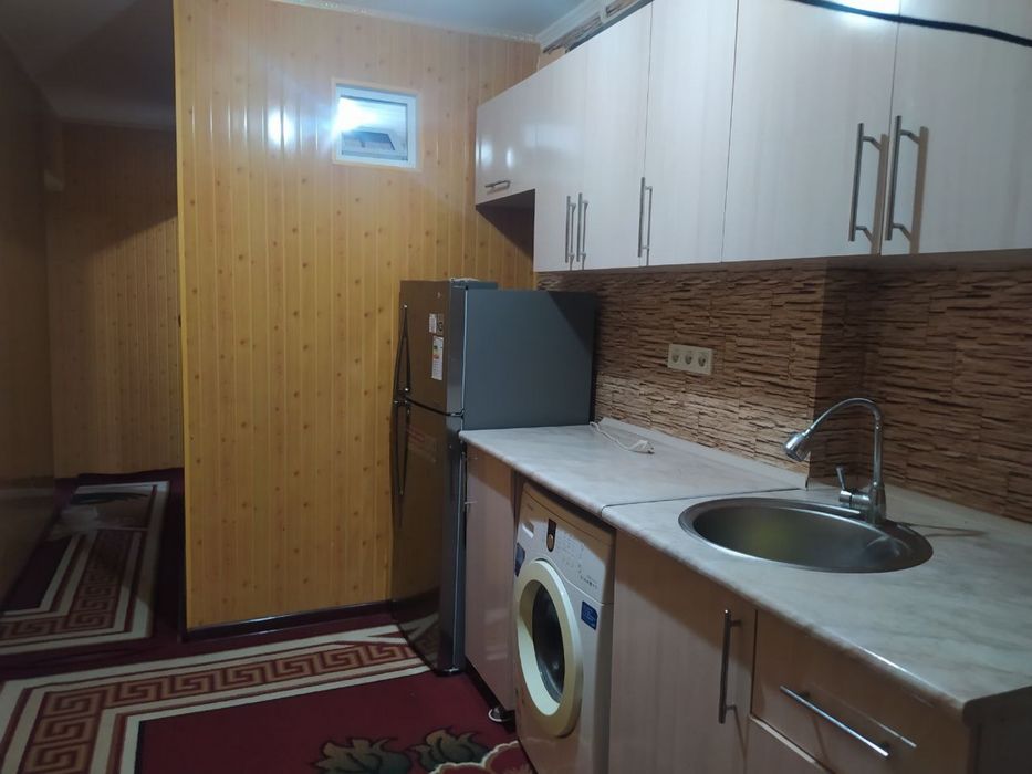 Срочно продаю 2 комнатную квартиру в микрарайоне