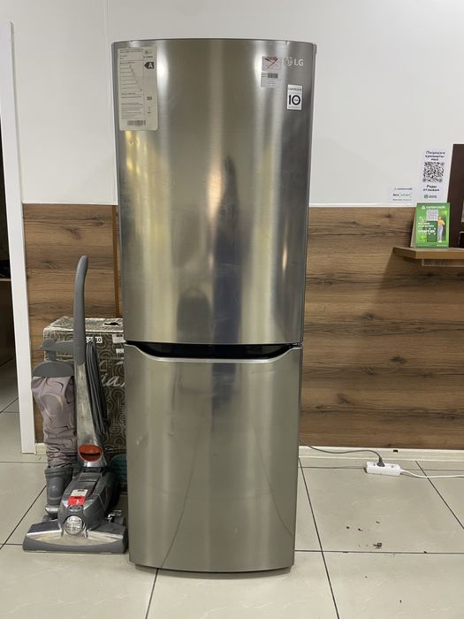 холодильник LG 180 cm