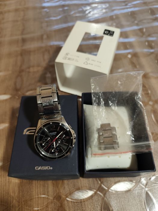 Часовник Casio Edifice