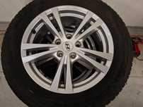Jante Originale cu anvelope iarna 215 65 R17 Hyundai Tucson