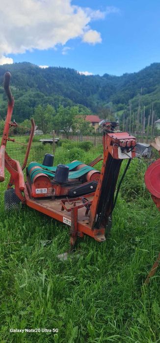 Vând înfoliator baloți cu auto încărcare