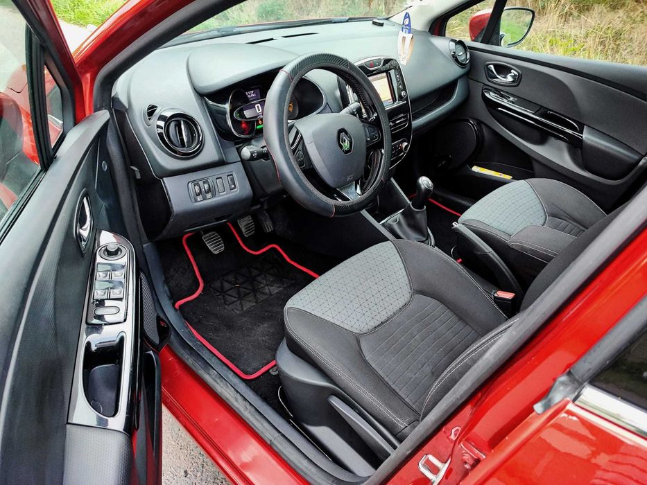 Clio Intens, proprietar