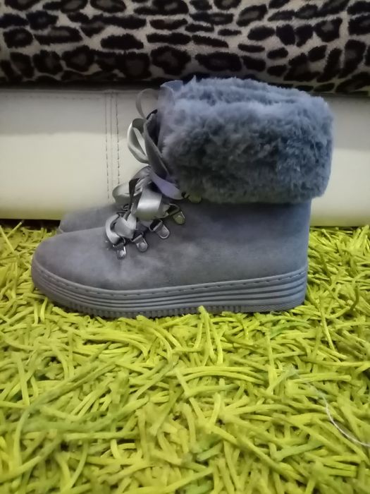 Ghete imblanite absolut superbe