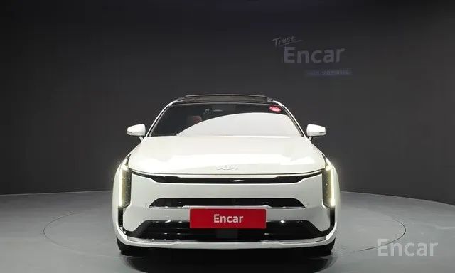 Kia K8 2025 model Cip 23.850$ Koreadan zakazga obkeberamiz Elonni oqin