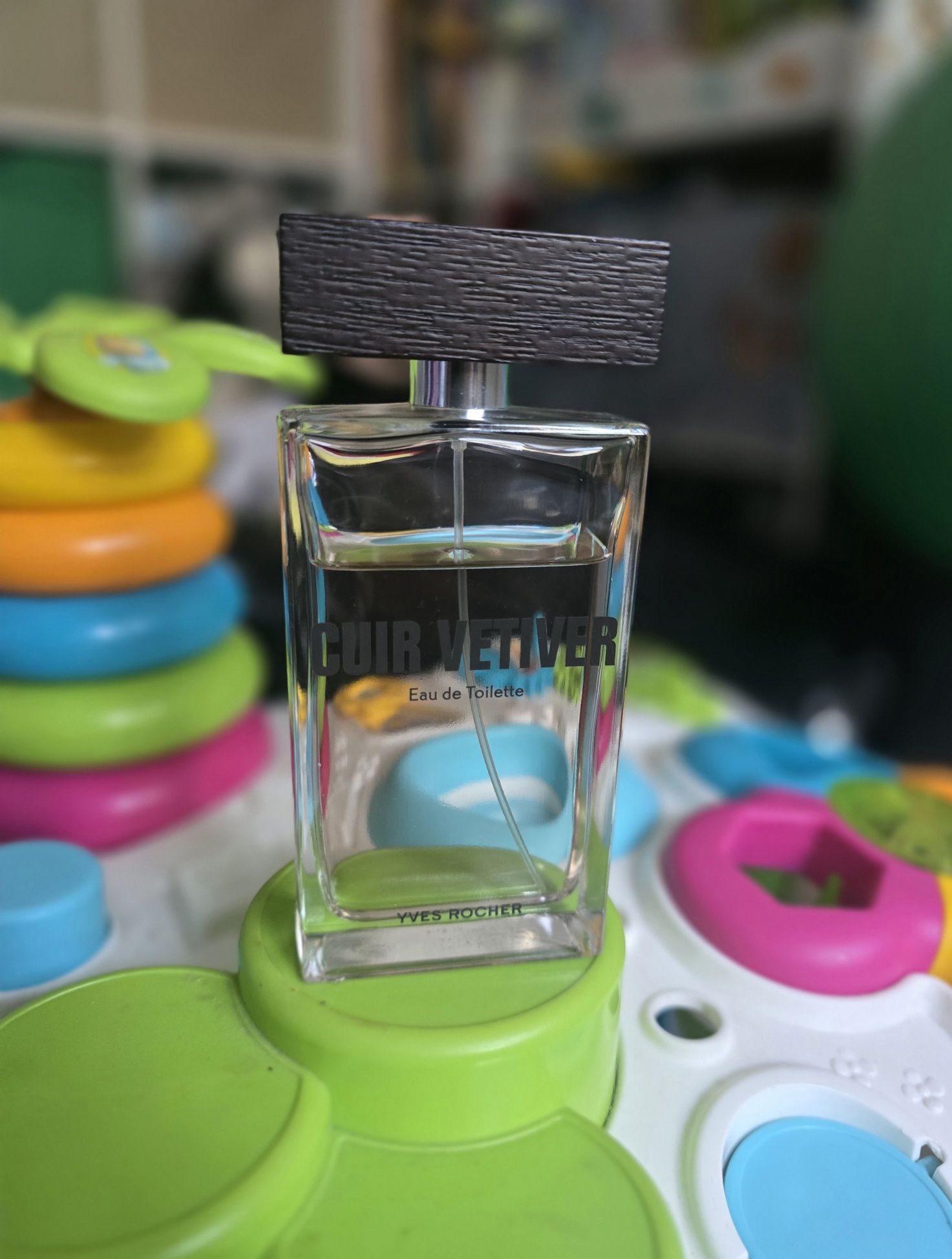 Parfum Yves Rocher Cuir Vetiver EDT,aprox 80/100 ml