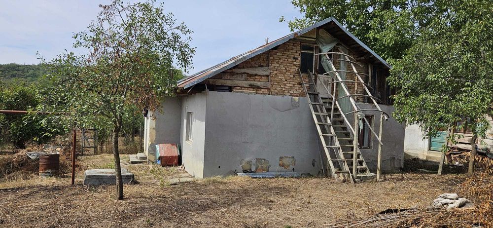 Teren intravilan + Casa, 1.450 mp - Schitu-Scoicesti, Argeș