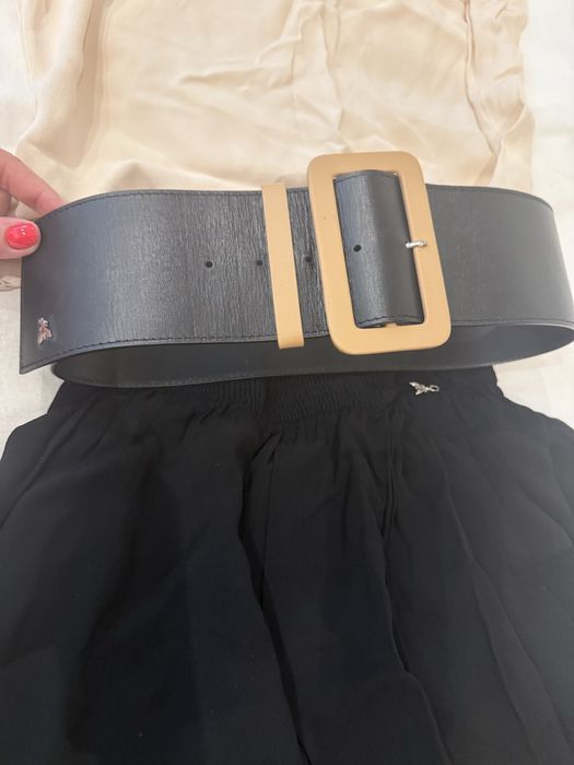 Продавам пола ,топ и колан Patrzicia Pepe