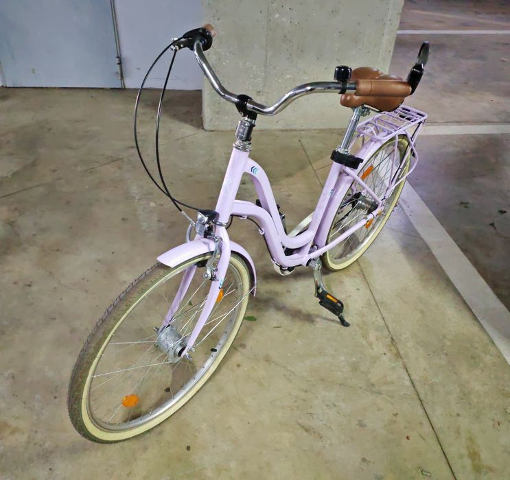 Vând bicicletă damă