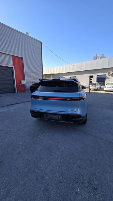 Voyah free 2023yil. DYD Chempion narxida.