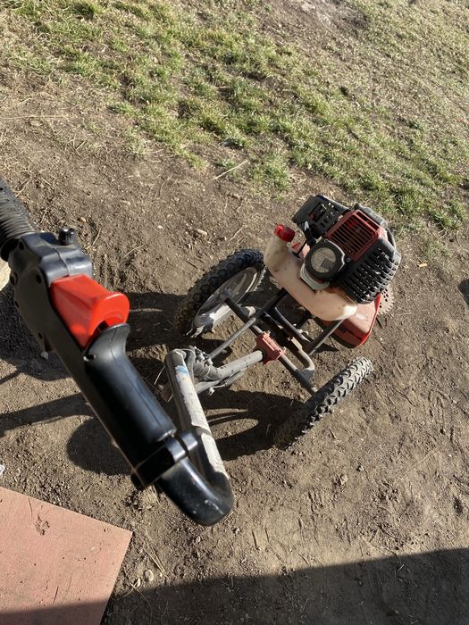 Vand motocoasa folosita putin