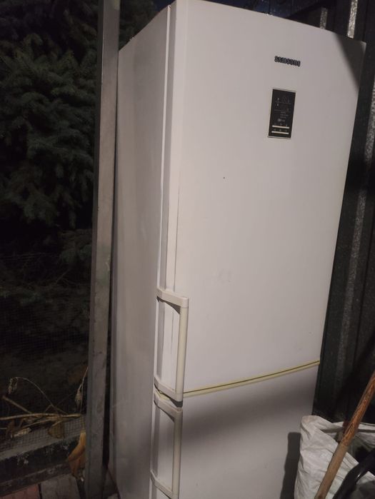 Холодильник в рабочем состоянии