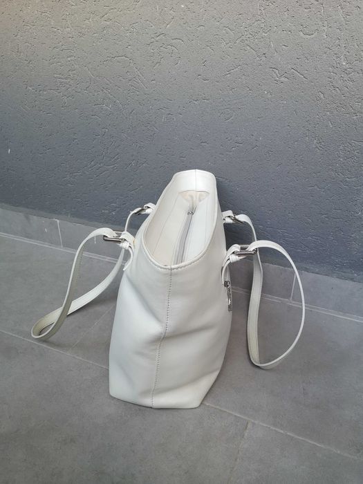 Geanta casual din piele naturala, incapatoare, practica (5 buzunare)
