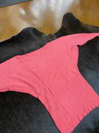 bluza roz mulata și cu mâneci largi