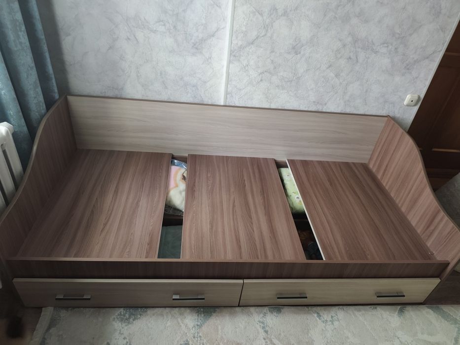Срочно продам односпальную кровать
