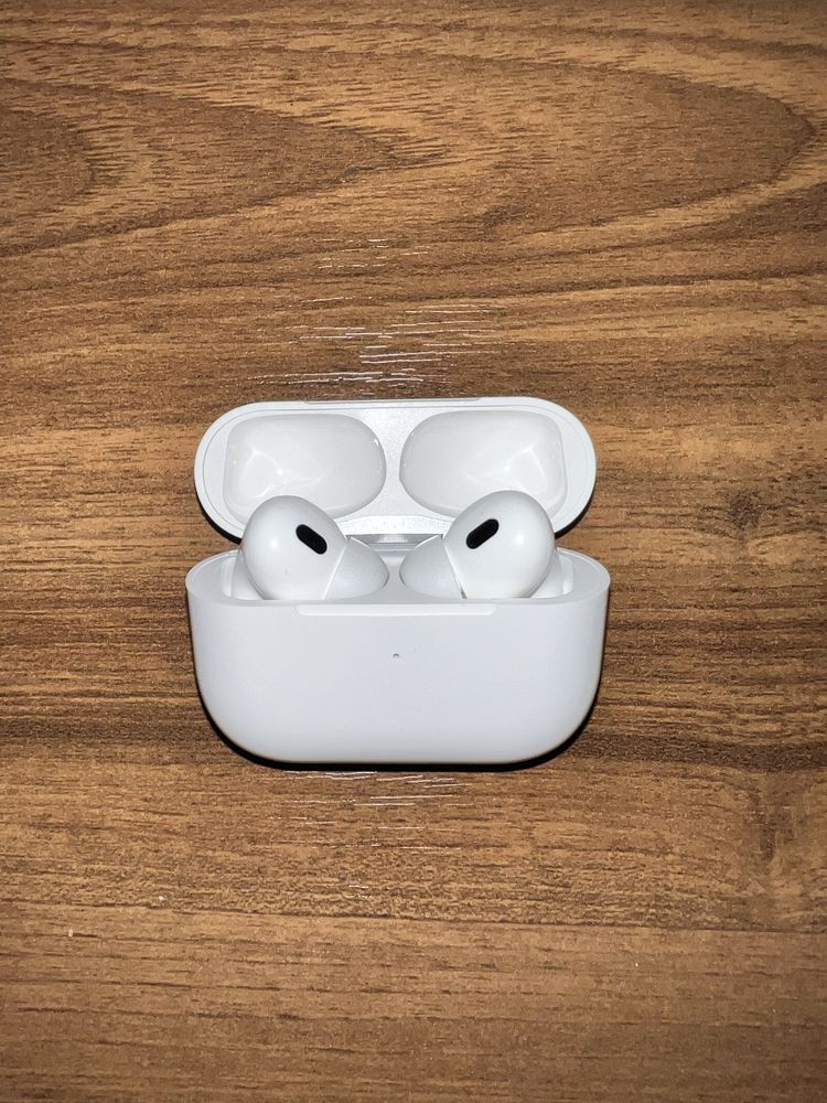 Casti Apple Airpods Pro (2nd generation)-2022