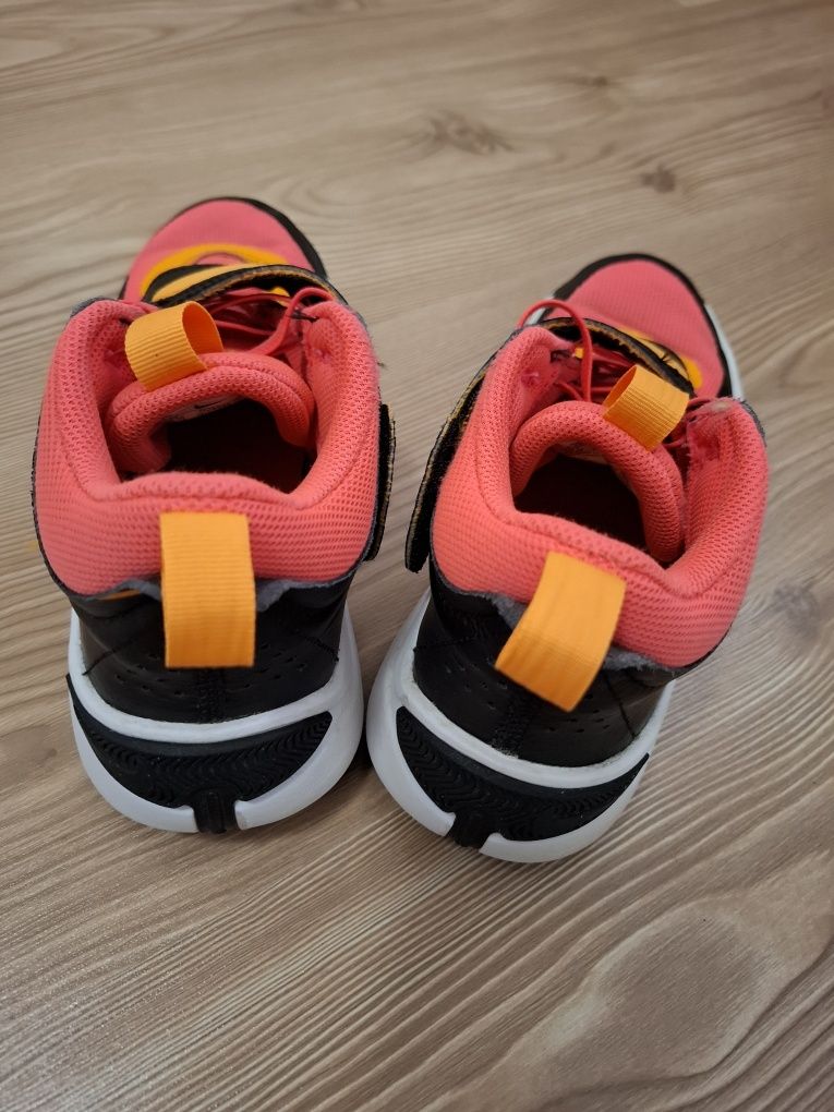 NIKE Детски маратонки