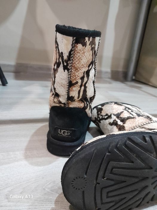 Разпродажба UGG лимитирана серия