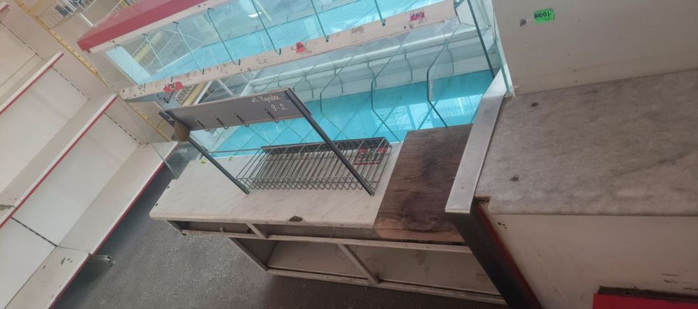 Magazin uchun tayyor mebel tehnika