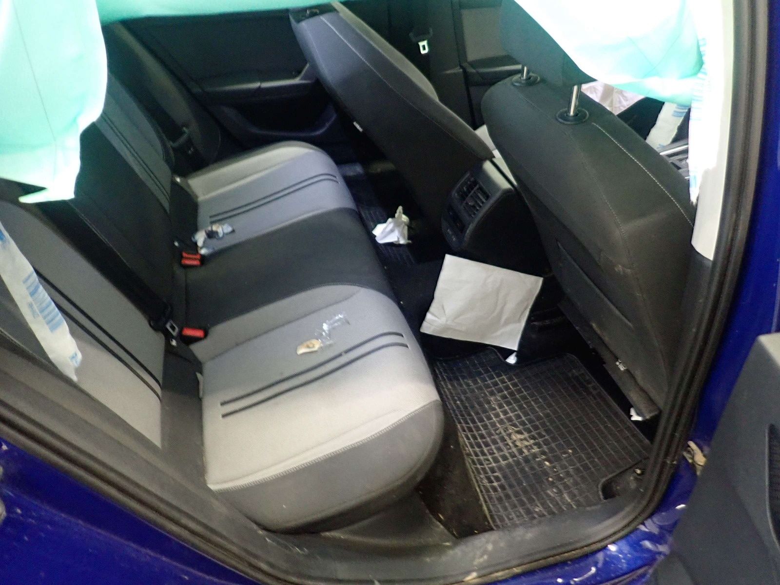 Avariat accidentat lovit Seat Leon 1.5 tsi hybrid 03/2021 automat
