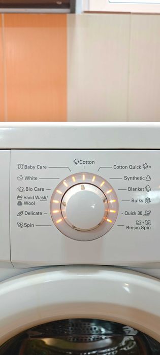 Masina spalat automata LG 5 kg/ 13 programe spalare, slim