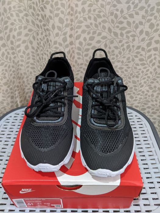 Adidași Nike React Live (GS) mărimea 36.5