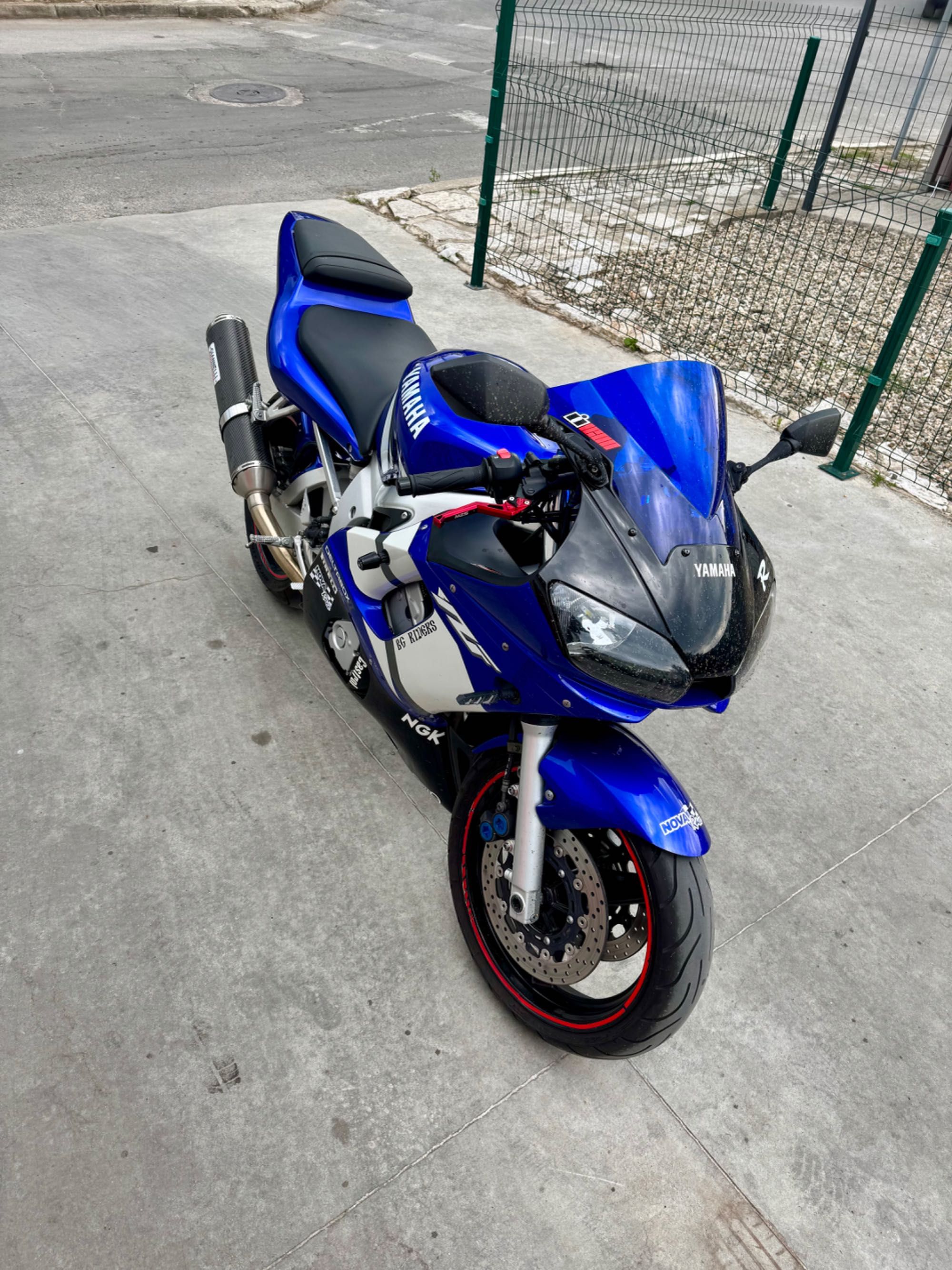 Yamaha R6 2002г.