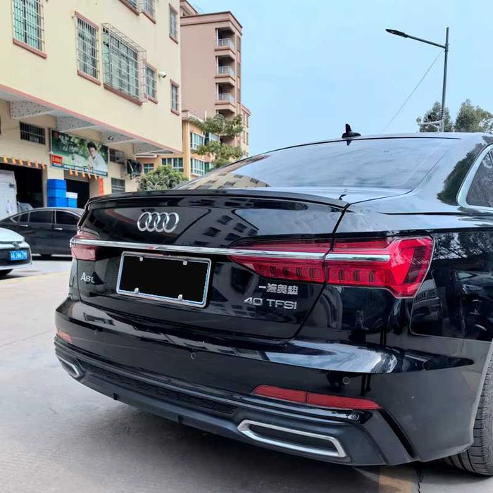 Eleron Portbagaj Lip Codita pentru Audi A6 C8 S6 (2019+), Negru Lucios
