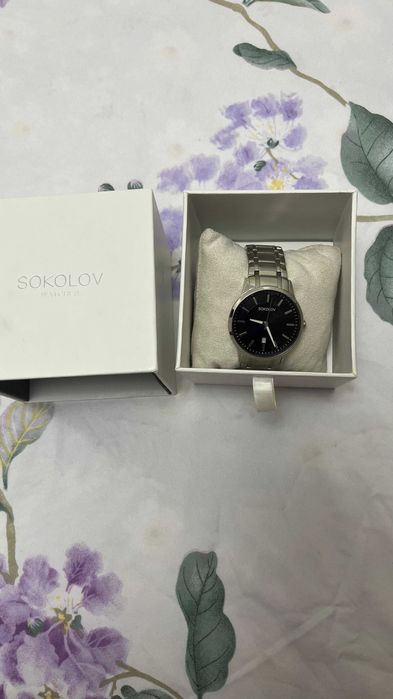 продается новые МУЖСКИЕ ЧАСЫ, с этикеткой, коробка все есть, SOKOLOV