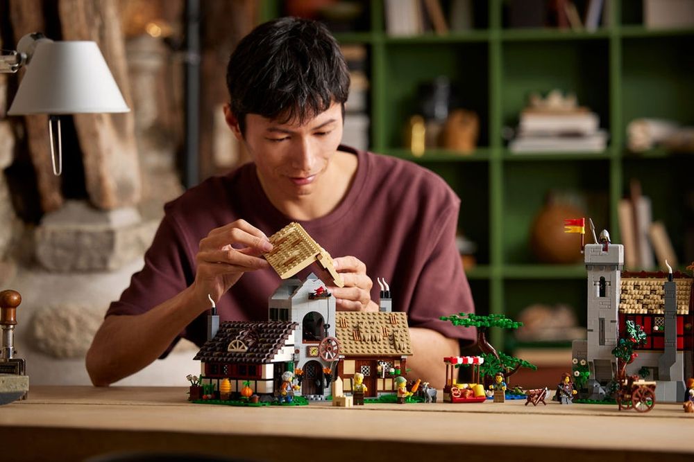 Lego 10332 Средновековен градски площад