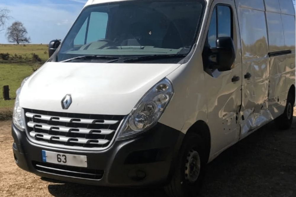 Dezmembrez Renault Master 2.3 2014