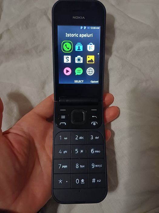 Nokia flip cu taste, căști si încărcător