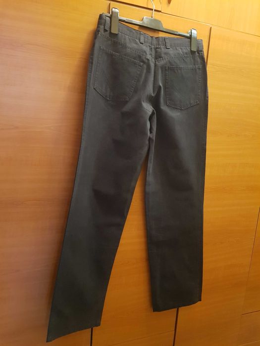 pantaloni bărbătești mărimea 40-42