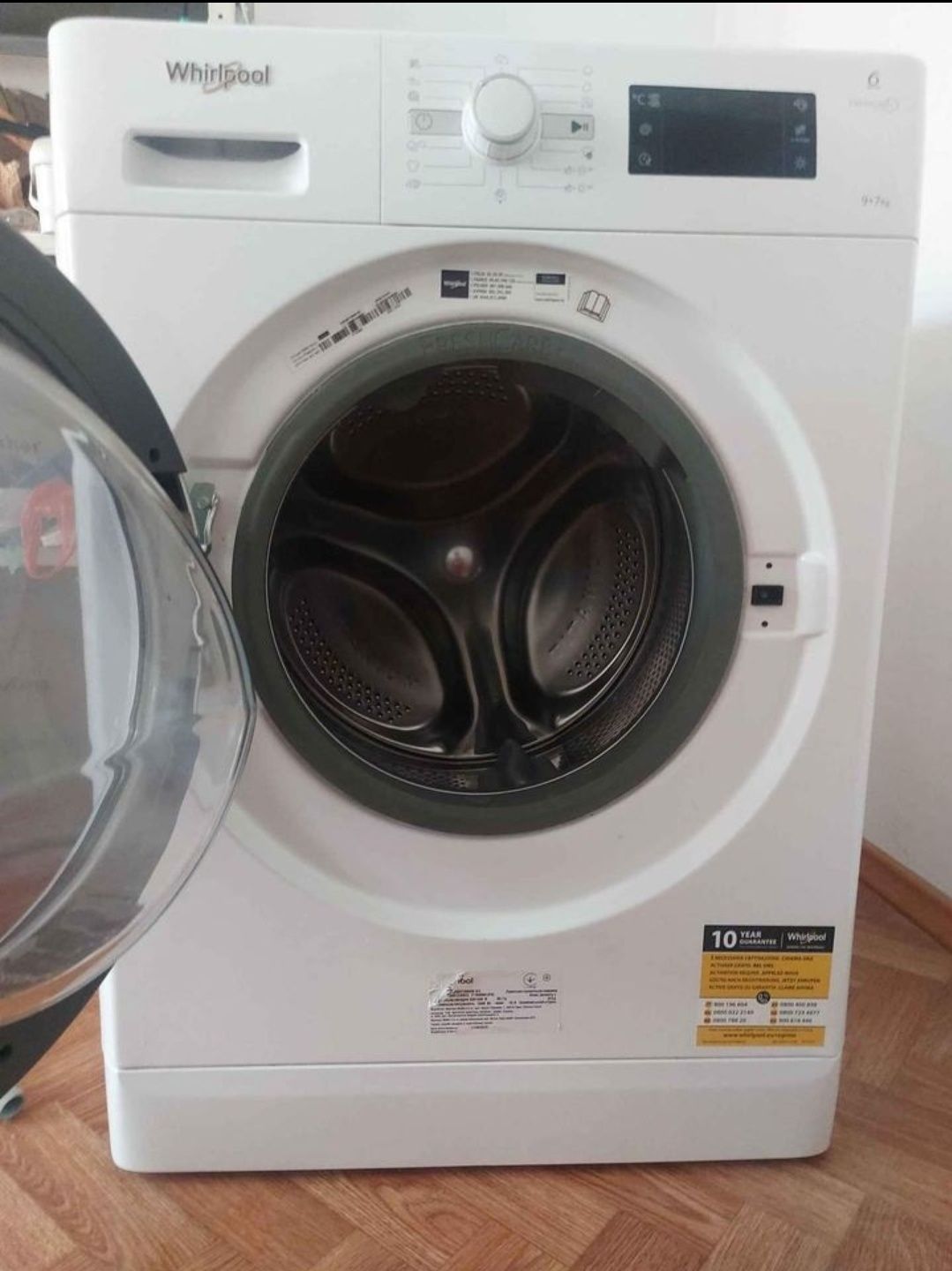 Whirlpool FWDG97168WS  пералня със сушилня