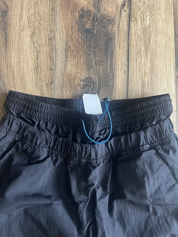 Reebok size M Black
