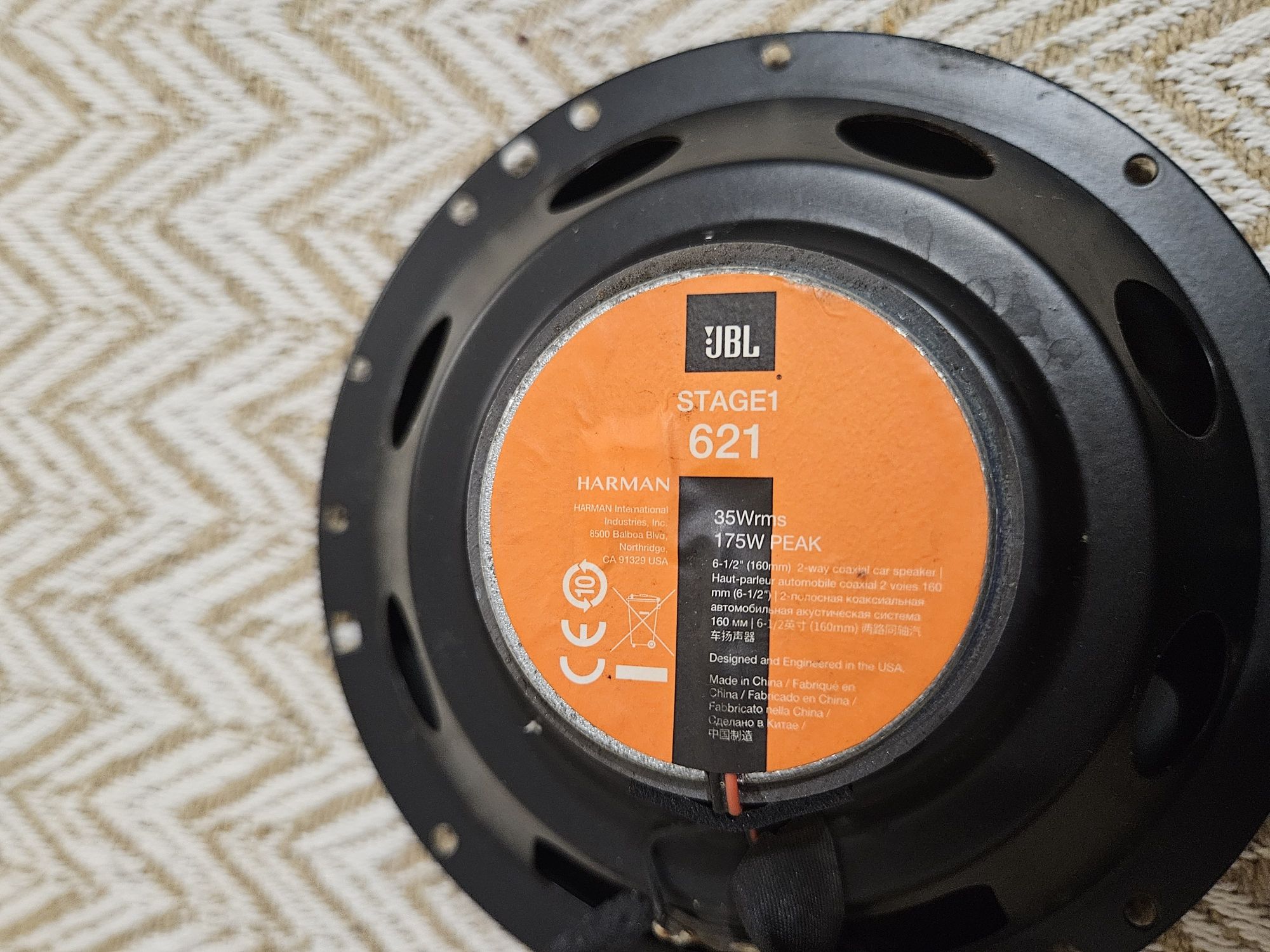 Boxe JBL stage 1