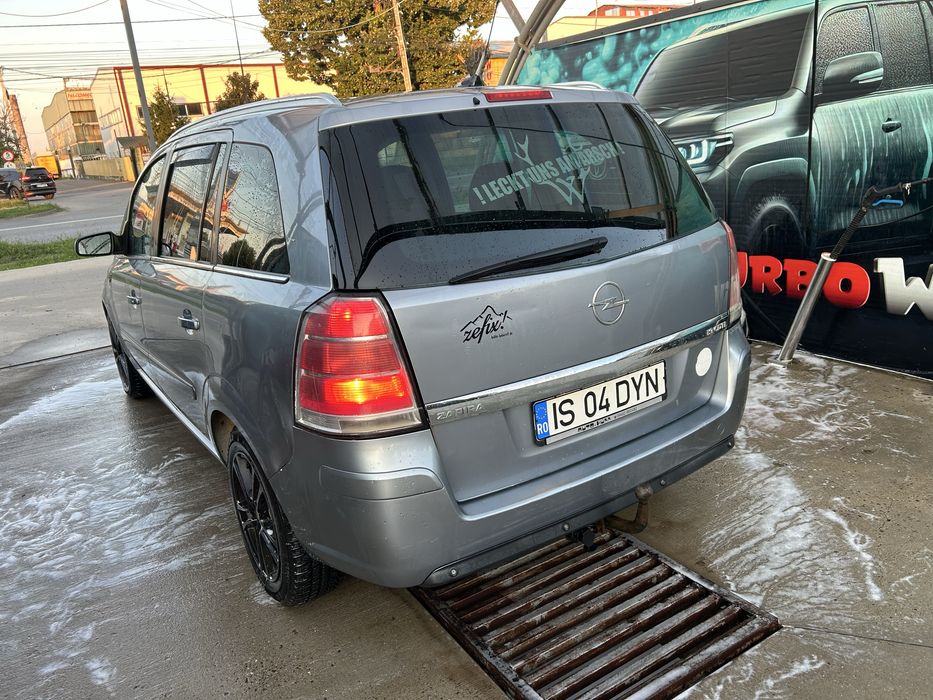 Opel zafira 1.9 cdti