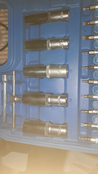 Trusa 108 piese tubulare și biti