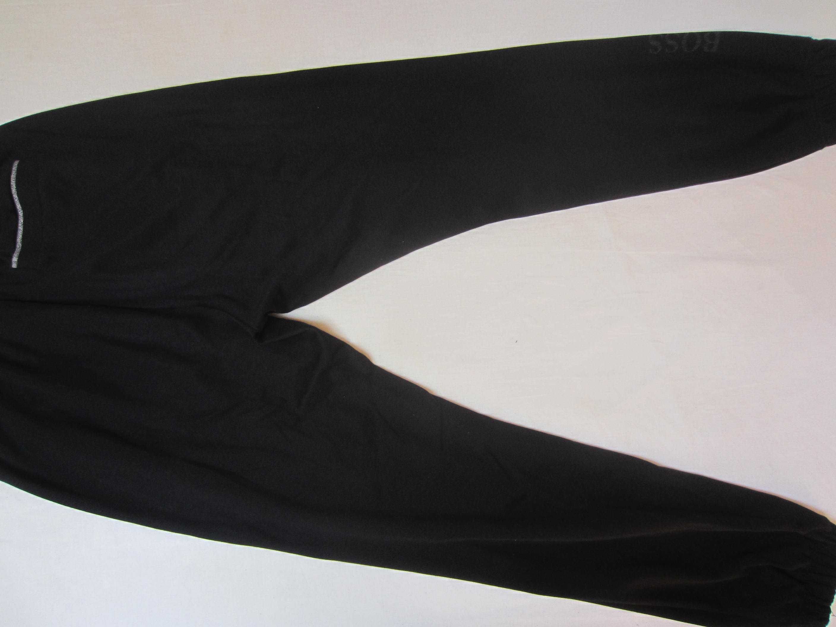 Pantalon trening BOSS Green ,masura M, tip trening, nou