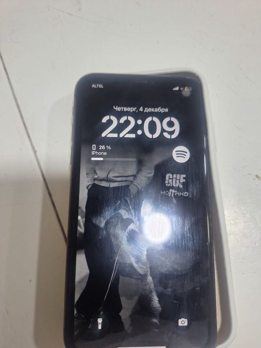 iPhone 11 в хорошем состоянии почти в отличном