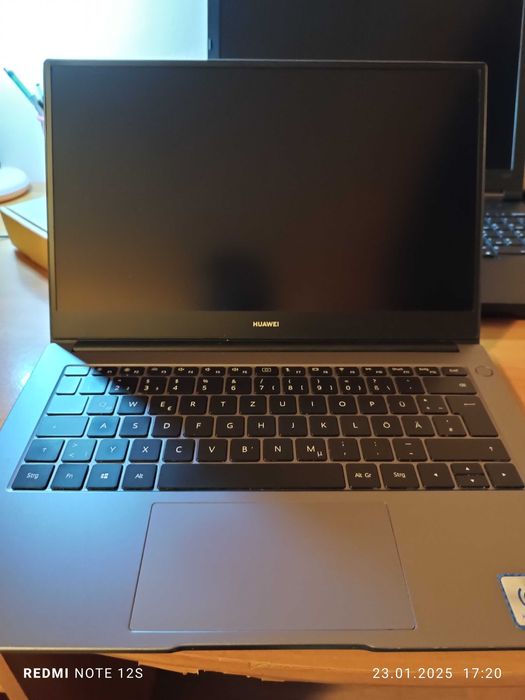 Laptop Huawei Ryzen 5 si ssd,ultraslim,ultraportabil