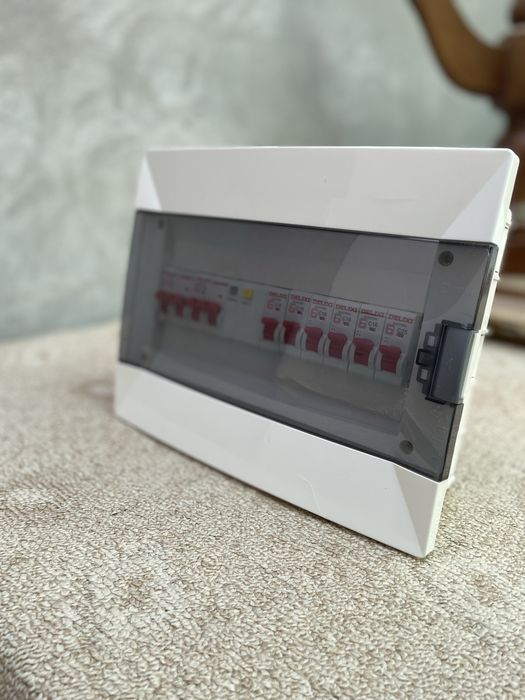 Щит распределительный внутренний