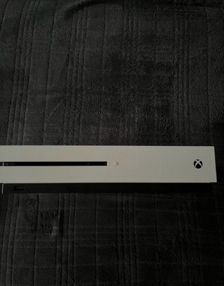 Xbox One S 1TB HDD