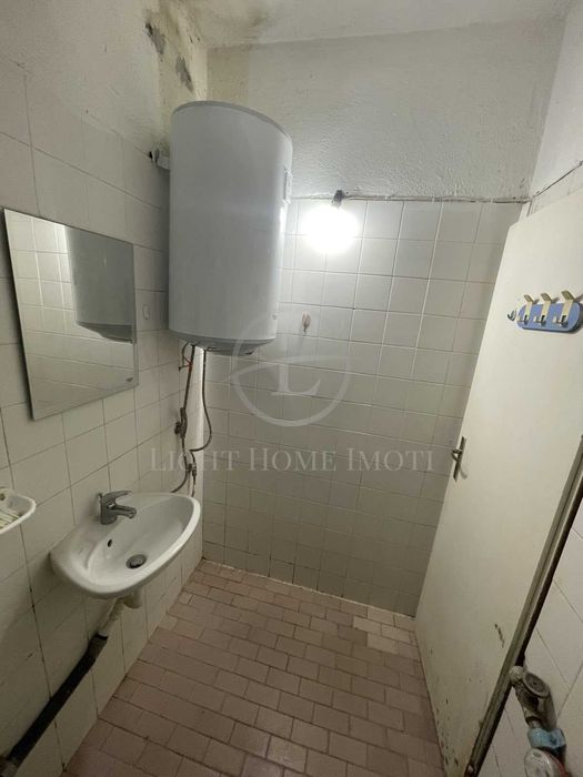 Продава се Двустаен апартамент в Пловдив, Съдийски - 30 кв.м за 1700 €/кв.м - Снимка #8