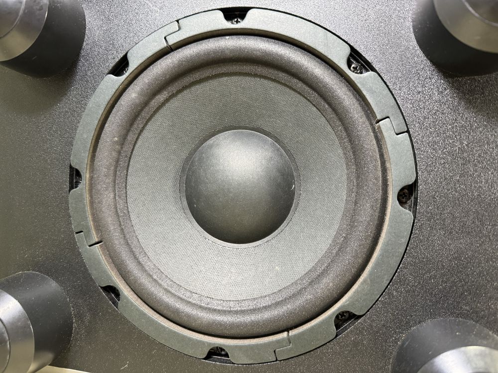 JBL Sub-140 Активен сибуфер