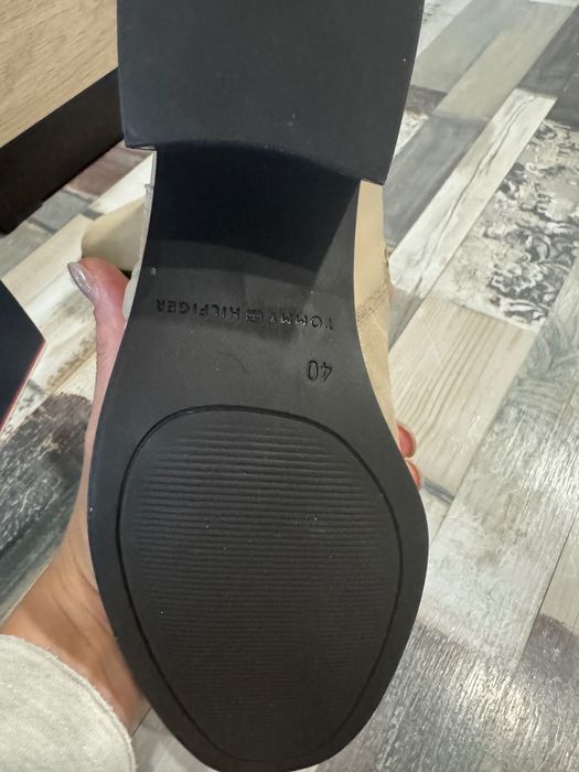 Tommy Hilfiger
Боти Elevated Essential Midheel Boot